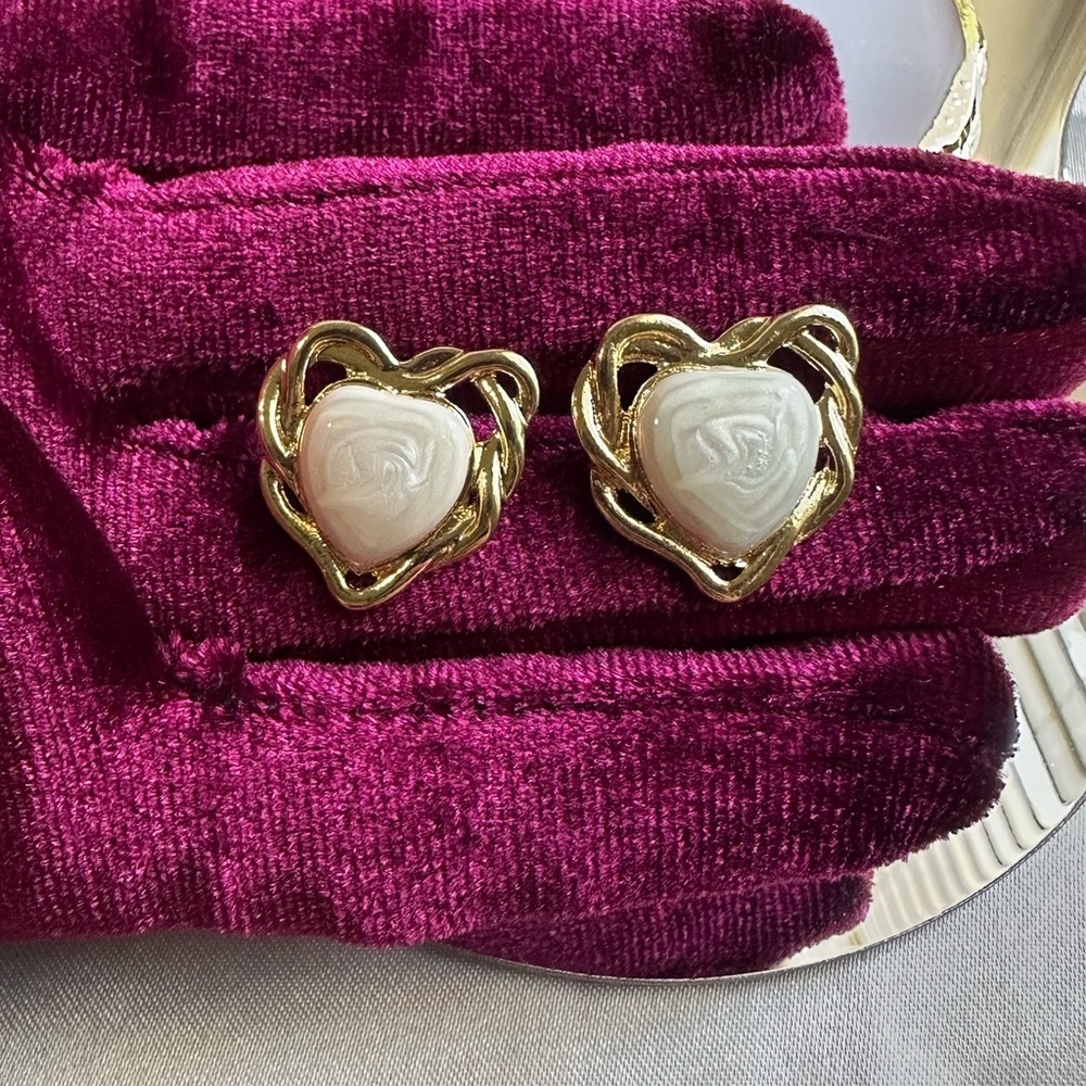 Unique Best gift Gold and Cream Heart Earrings